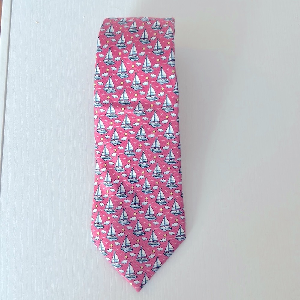 Vineyard vines sailboat tie